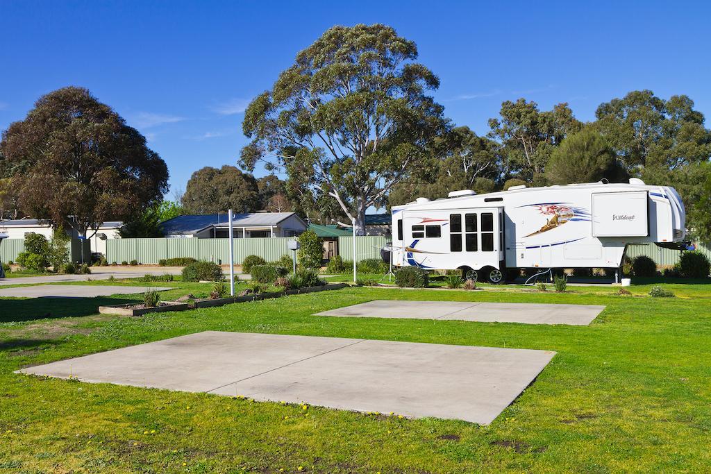 Sandhurst Motel Carrum Downs Extérieur photo