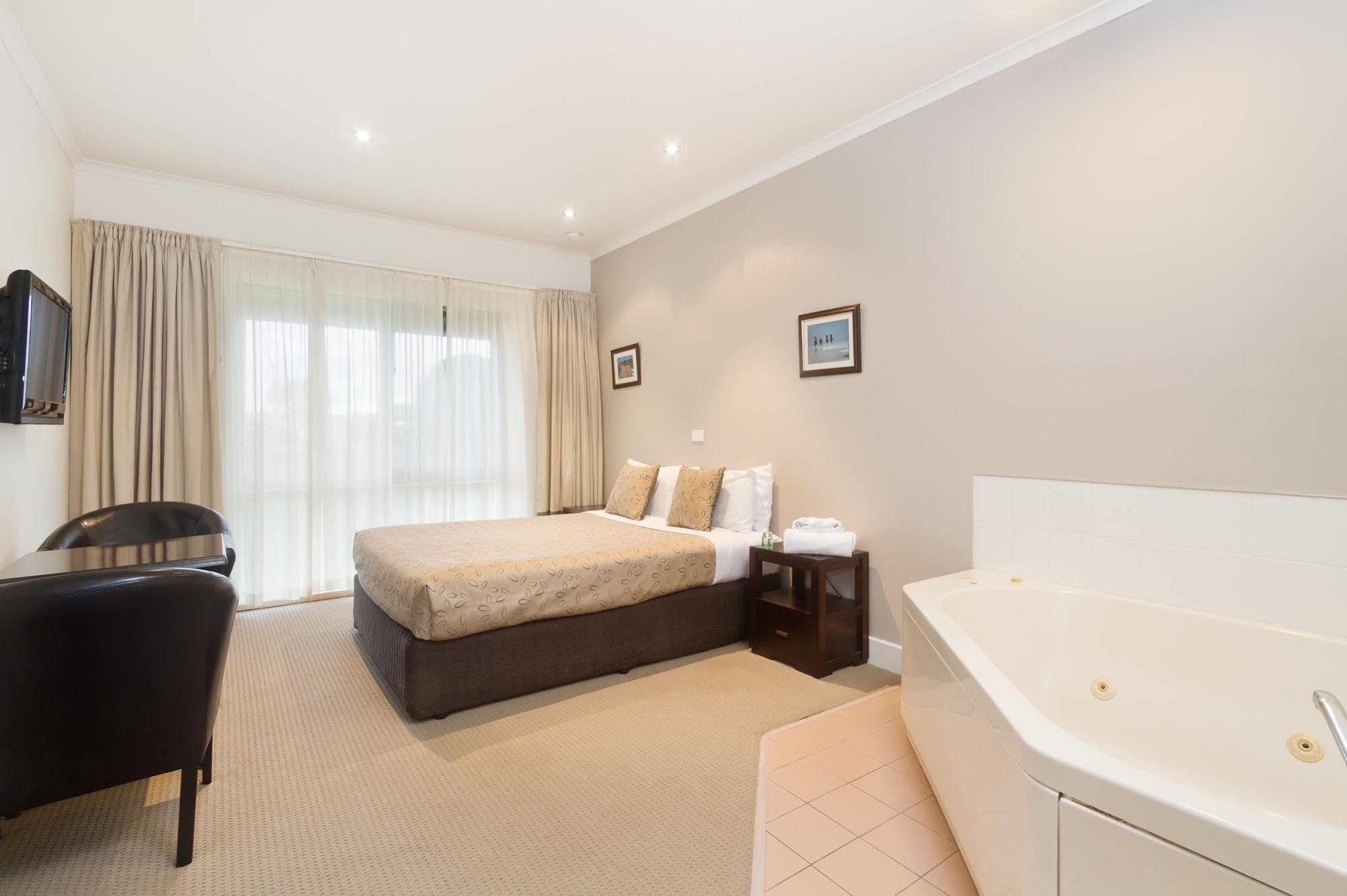Sandhurst Motel Carrum Downs Extérieur photo